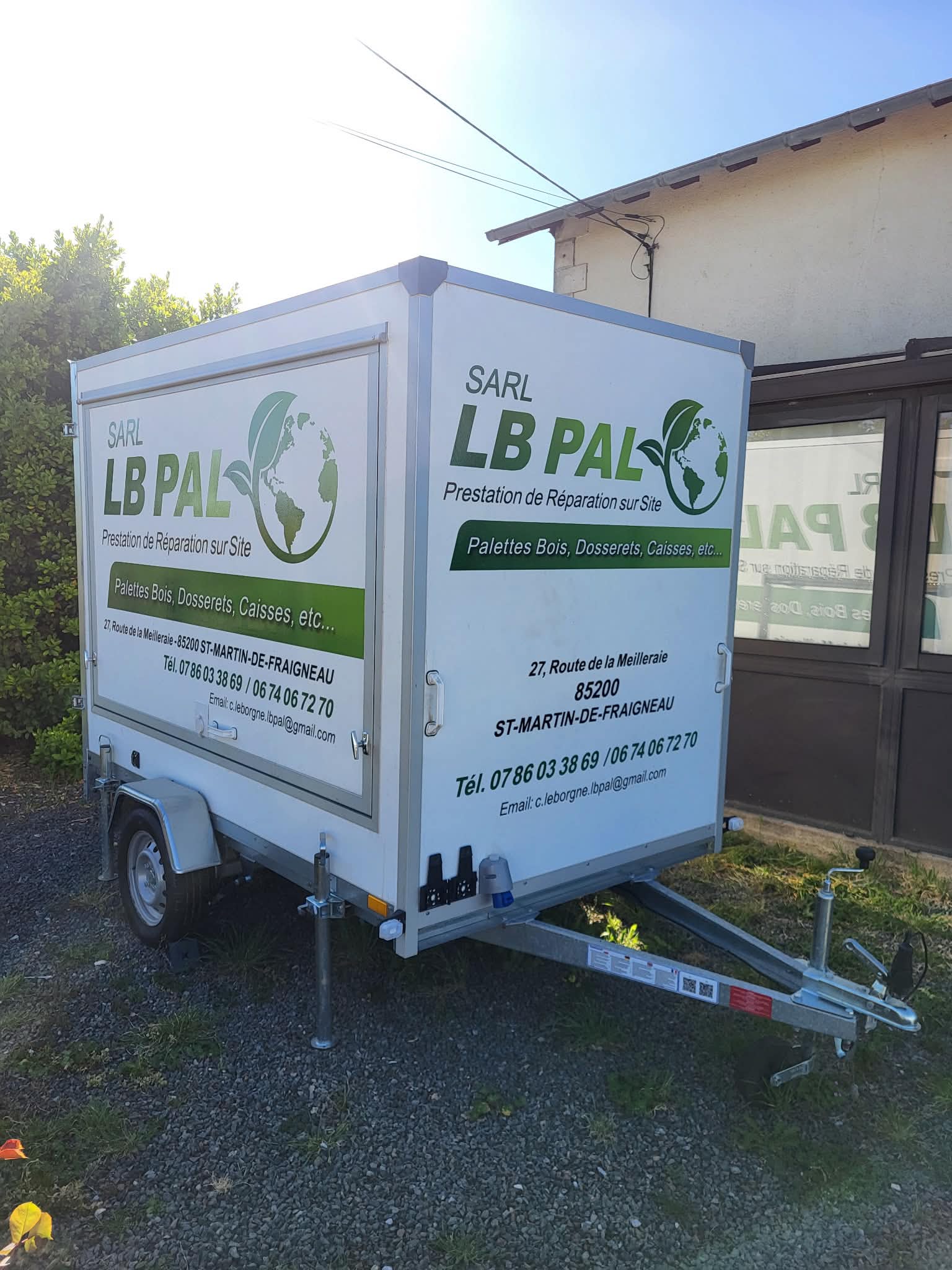 Véhicule LB Pal